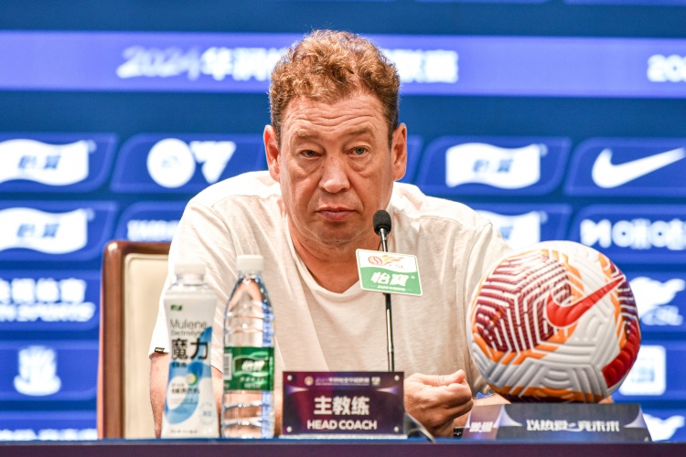 斯卢茨基：亚冠不单纯为了我们的球迷，也是为所有中超俱乐部而战